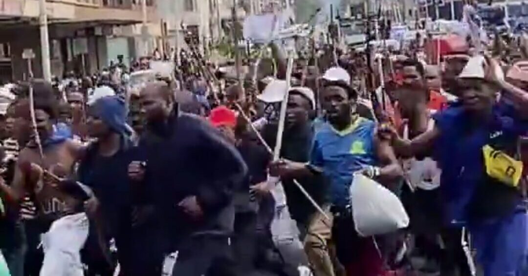 South Africa: Racist street movement attacks migrants