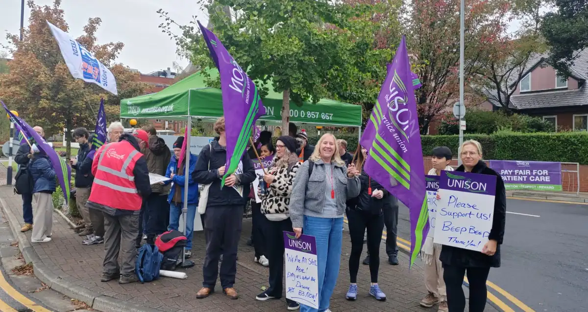 leeds theatre operatives strike 1200x638 1